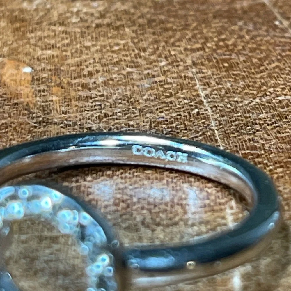 NWOT COACH OPEN CIRCLE HALO RING SET - Picture 9 of 14